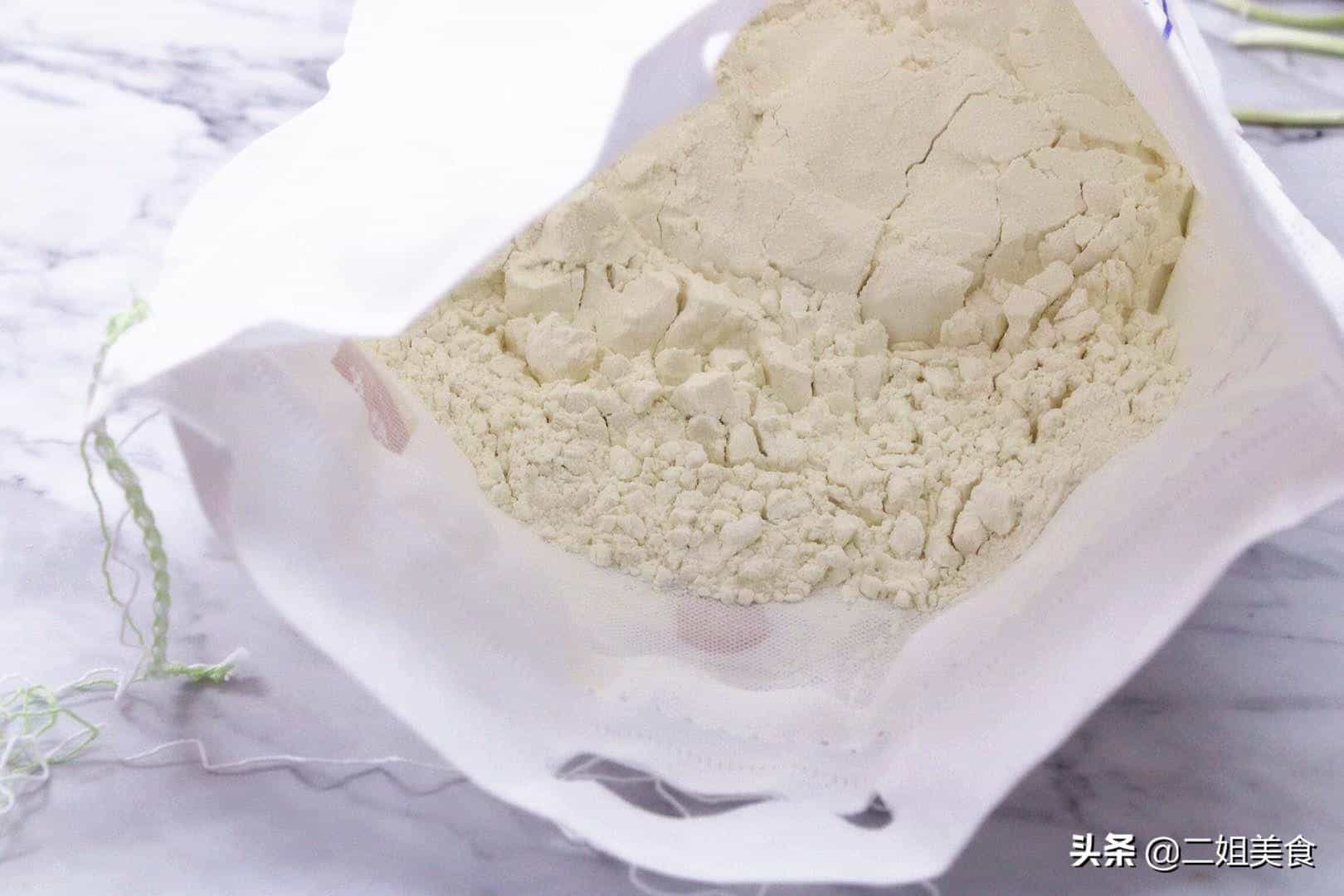 原来面袋子上有一个小机关，轻轻一拉就打开了，再不用生拉硬拽  第7张